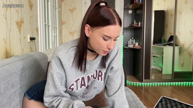 Развратный Узбек трахает молоденькую в скрытом парке