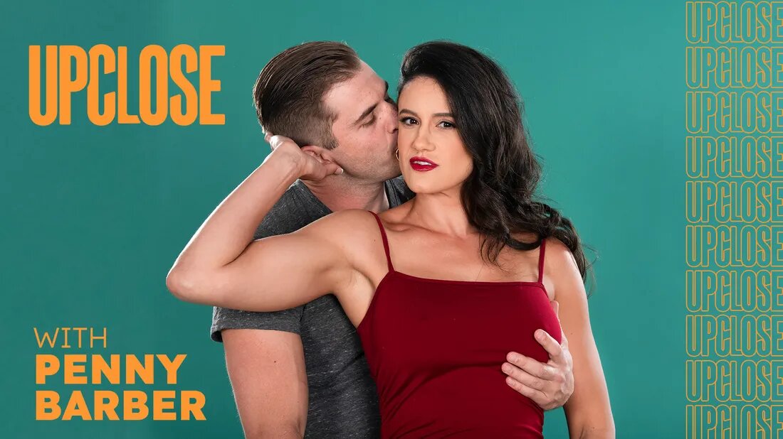 Узбекская красотка раздвигает ноги для мужа