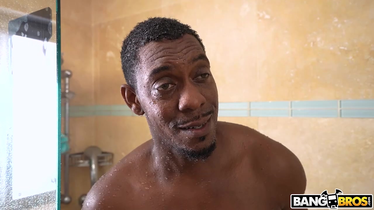 Хрупкая казашка на работе анальный трах до оргазма