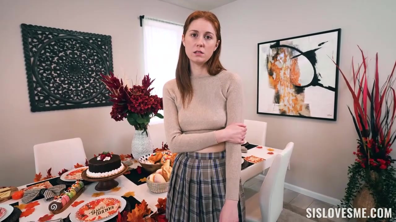 Узбек трахает бритую кискy жены